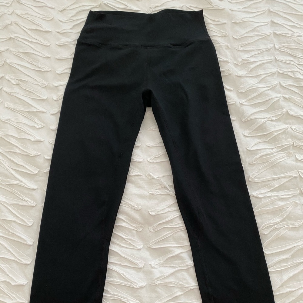 TYC black scrunch leggings sz S